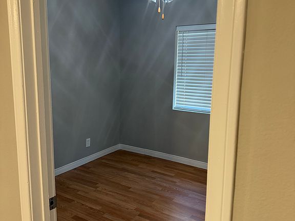 5th image of 757 N Perris St