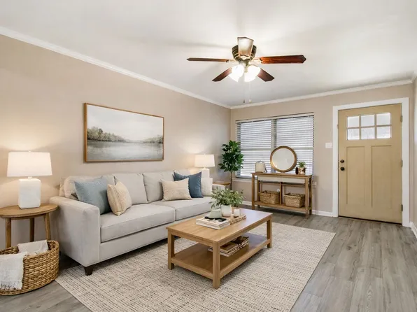 328 S 1st St, Wylie, TX 75098