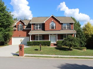 8318 Harbor Cove Dr, Knoxville, TN 37938