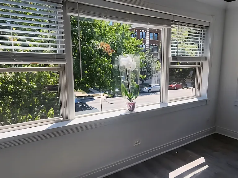 710 Washington Blvd — Photo 3