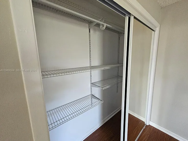 642 NW 13th St #310 — Photo 21