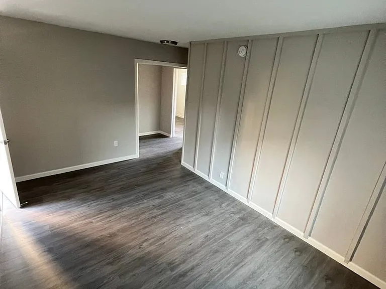 5634 Auckland Ave — Photo 6