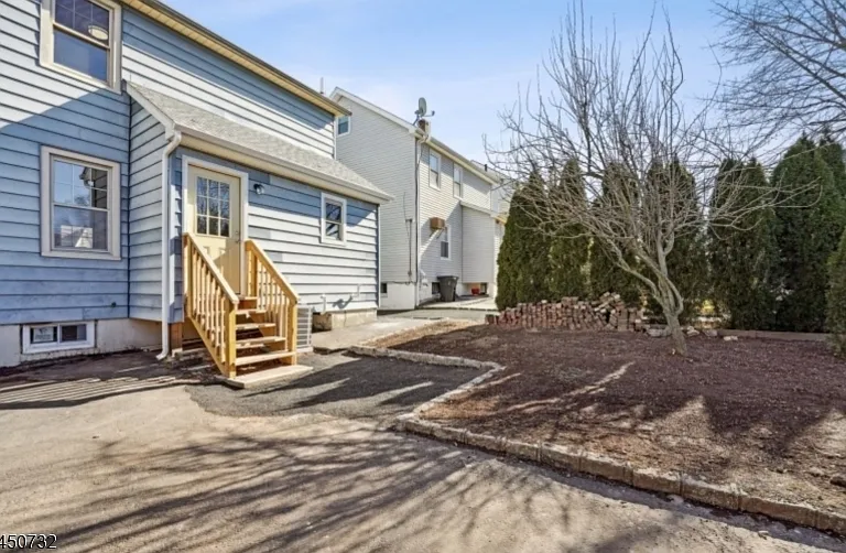 1252 Magnolia Pl — Photo 14
