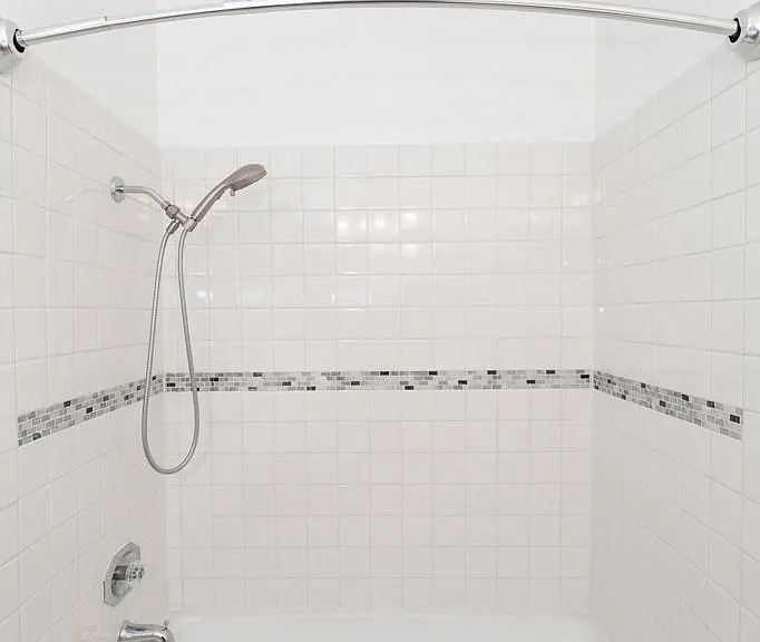 300 N El Molino Ave #210 — Photo 8
