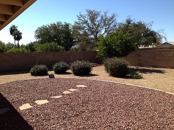 4th image of 102 N Tangerine Dr
