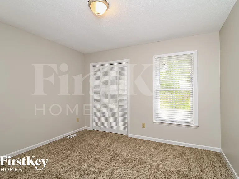 324 Century Blvd — Photo 13
