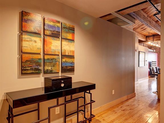4th image of 105 S 9th St APT 503