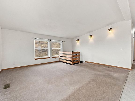 5th image of 8266 Gray Squirrel Ct