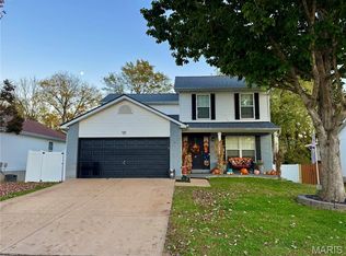 912 Parc Central Dr, Festus, MO 63028