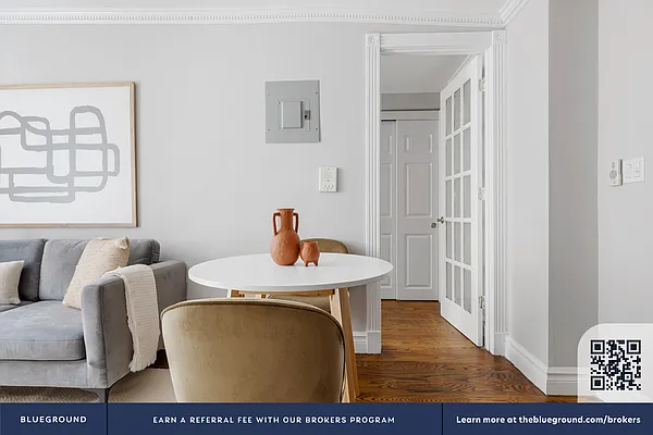 Rented by The Blueground | media 4