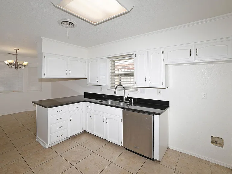 7902 Gerald Dr — Photo 11