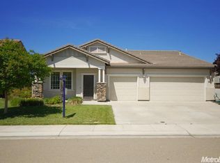 1945 Goldfinch Way, Manteca, CA 95337