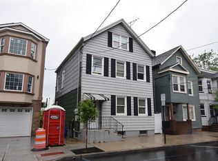 208 John St #904, Harrison, NJ 07029