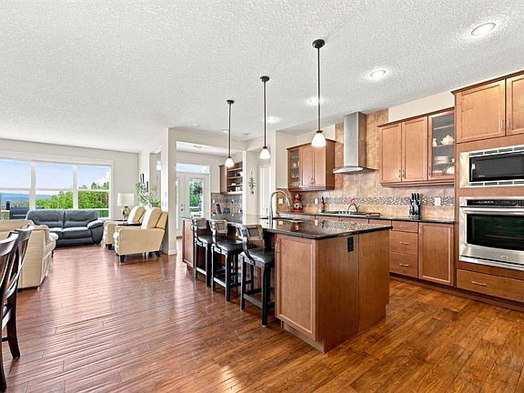 4th image of 14 W Ridge View Pl