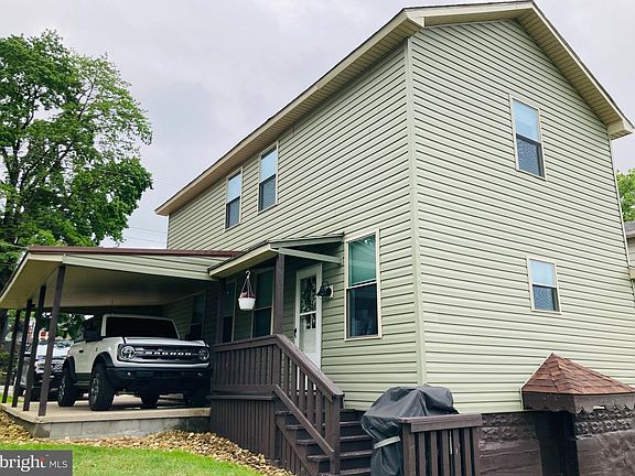 5th image of 206 McNaul St