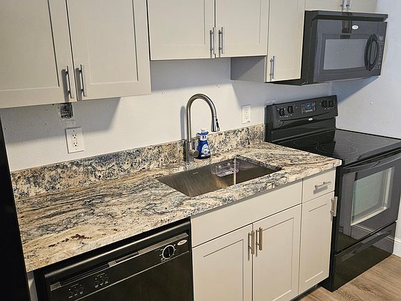 3rd image of 6516 E 24th Ave APT B