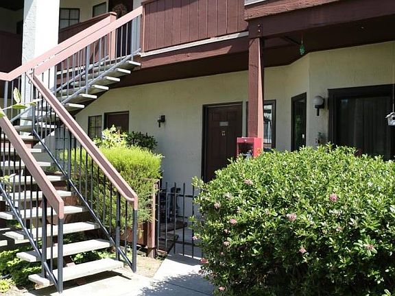 4th image of 461 Costa Mesa Ter APT D