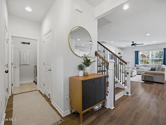 4th image of 5148 Fortuna Drive