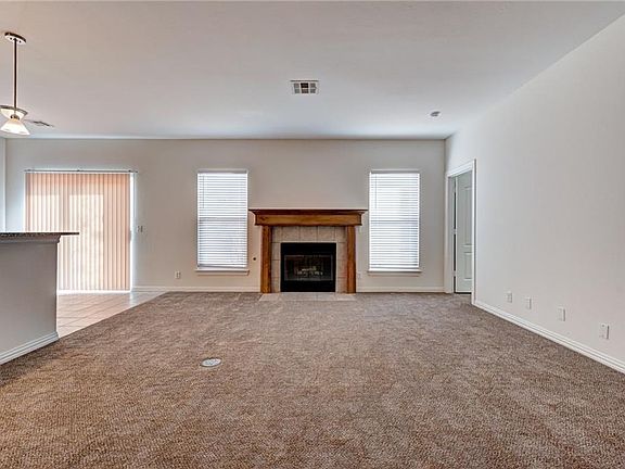 3rd image of 16804 La Paloma Ln
