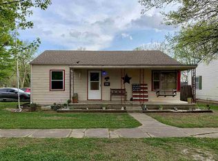 801 W 9th St, Newkirk, OK 74647