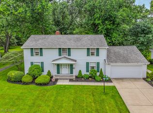 5158 Meadow Wood Blvd, Lyndhurst, OH