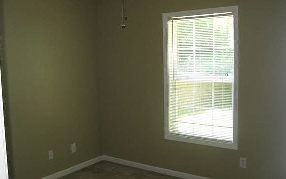 4th image of 1025 Fuji Ln