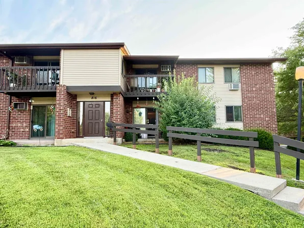 816 S Park Ave APT 2C, Fond Du Lac, WI 54935
