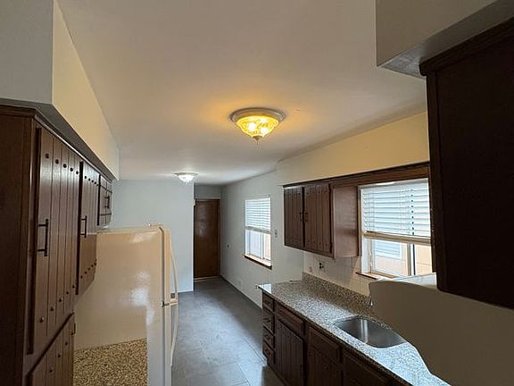 5th image of 608 Bergen St Floor 3