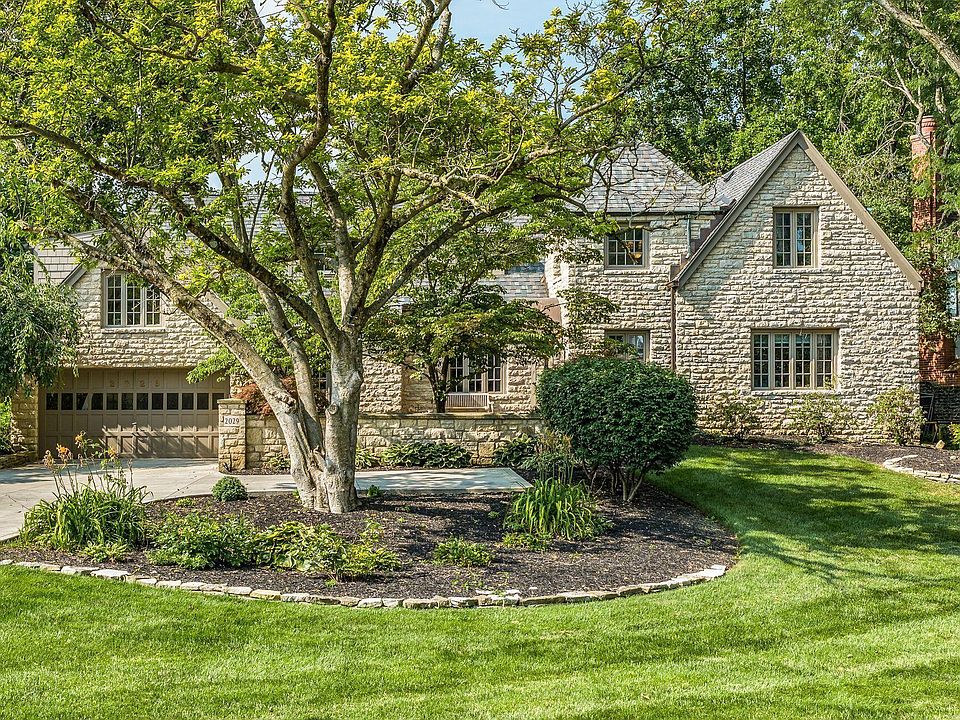 2029 Cambridge Blvd, Upper Arlington, OH 43221 Zillow