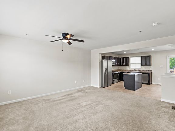 5th image of 46310 Creeping Primrose Ln