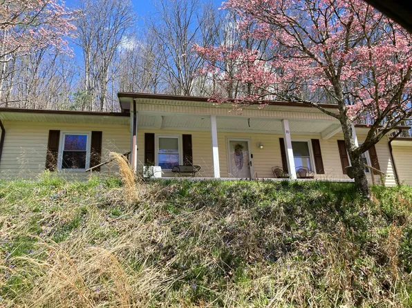 70 Webb Branch Rd, Fort Gay, WV 25514