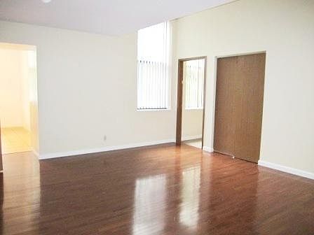 2nd image of 4528 Nebraska Ave APT 102