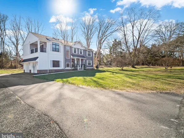 220 S Snake Rd, Galloway, NJ 08205