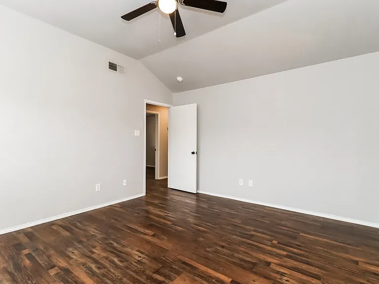 10229 Stoney Bridge Rd — Photo 11