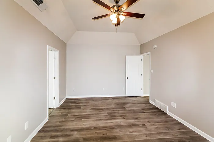5330 Sea Horse Dr — Photo 11