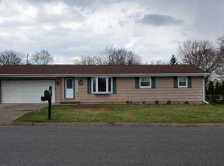 2452 Doney St, Green Bay, WI 54313