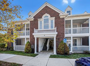 813 E Summerfield Gln, Ann Arbor, MI 48103