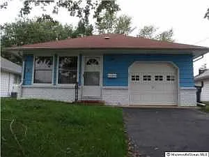 1726 Yorktowne Blvd photo 1