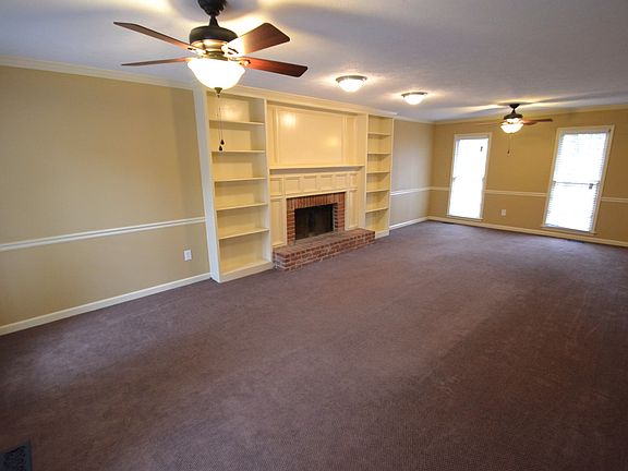 2nd image of 3435 Pebble Hill Dr