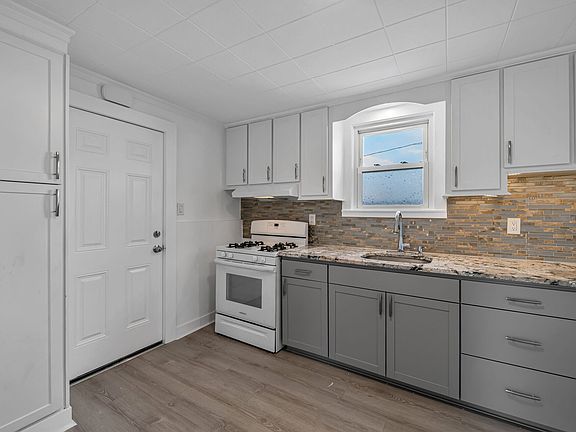 5th image of 10 W Prospect St Floor 2