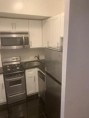 Rented by SP Brokerage Inc | media 11