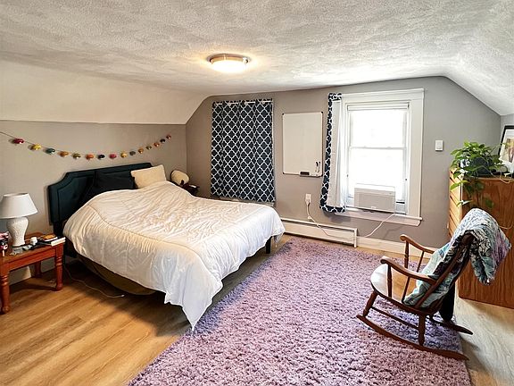 5th image of 54 Beacon St #3