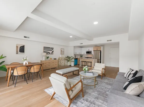 3112 Emmons Avenue image 2 of 10