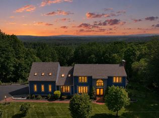 8 Longview Drive, Bow, NH 03304