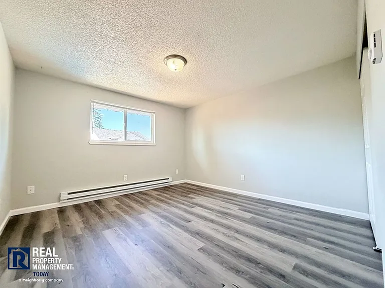 Elizabeth Anderson Apartments — Photo 10