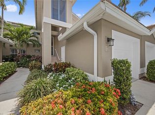 800 Carrick Bend Cir APT 203, Naples, FL 34110