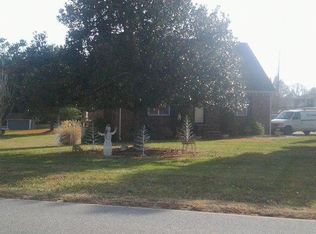 2008 36th Ave NE, Hickory, NC 28601