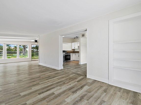 3rd image of 853 Hibiscus Drive