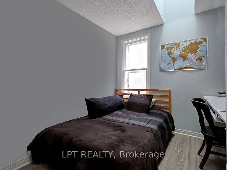 88 Norman St — Photo 21