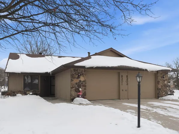 8301 Lamplighter Ct, Fort Wayne, IN 46835